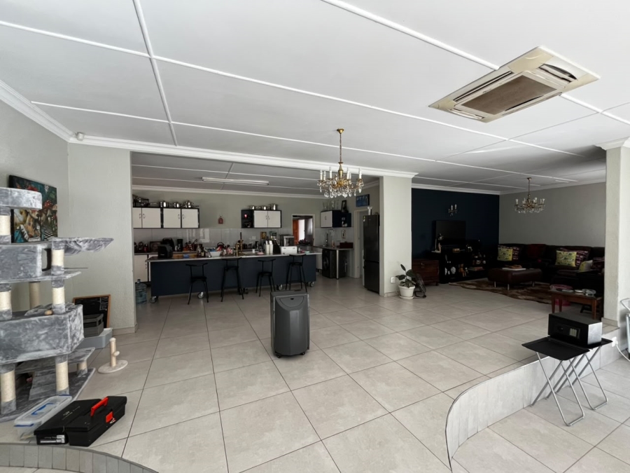 3 Bedroom Property for Sale in Flamwood North West